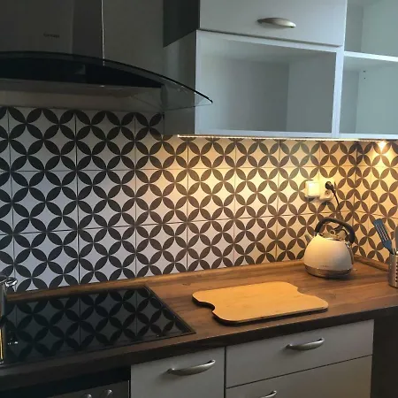Apartmam Na Namesti Ii *