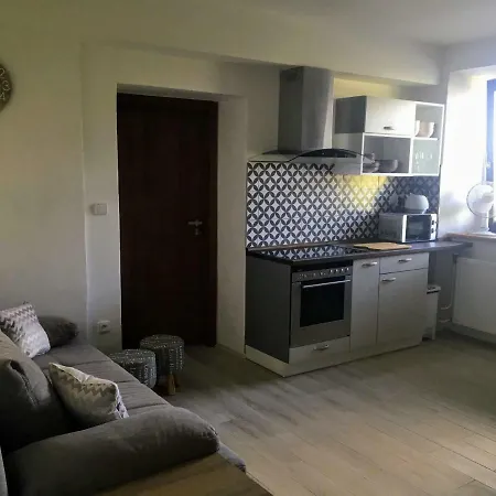 Apartmam Na Namesti Ii *